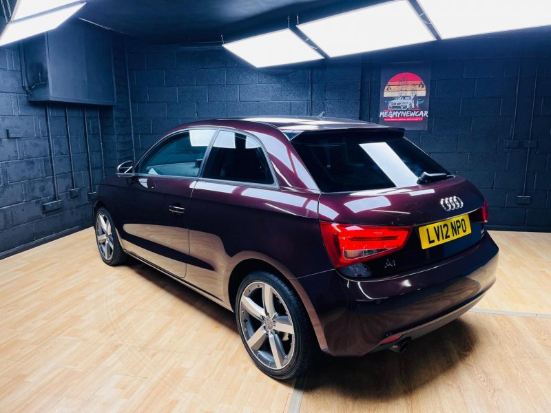 AUDI A1
