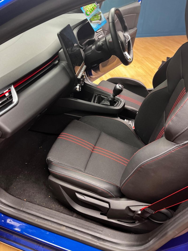 RENAULT CLIO