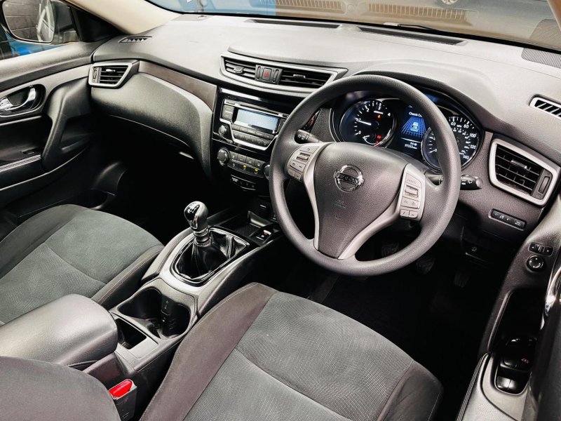 NISSAN X-TRAIL
