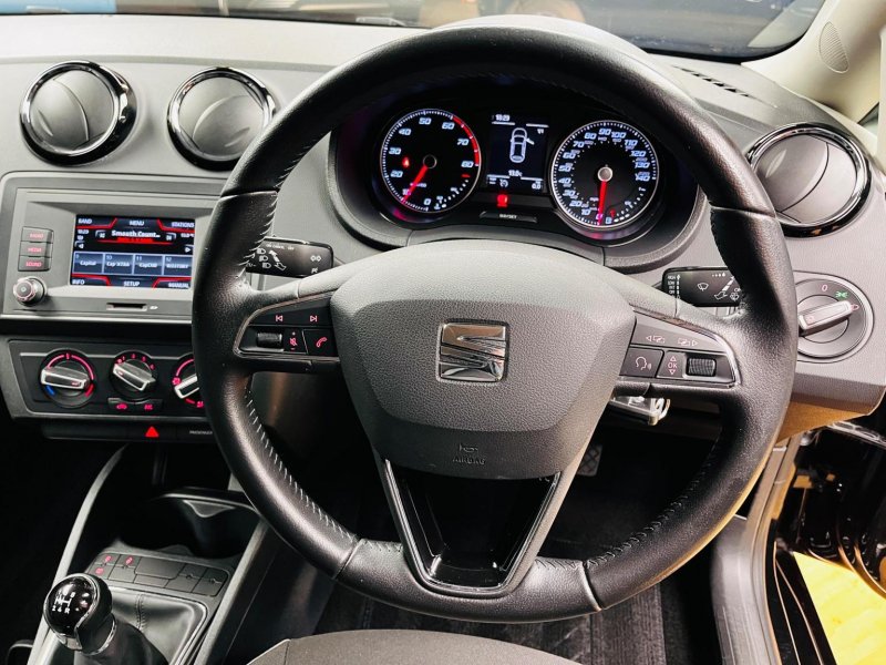 SEAT IBIZA