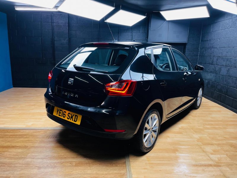 SEAT IBIZA