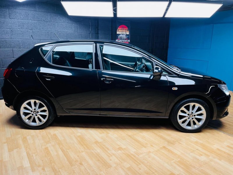 SEAT IBIZA