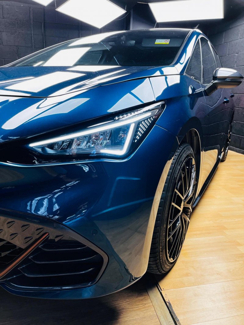 CUPRA BORN