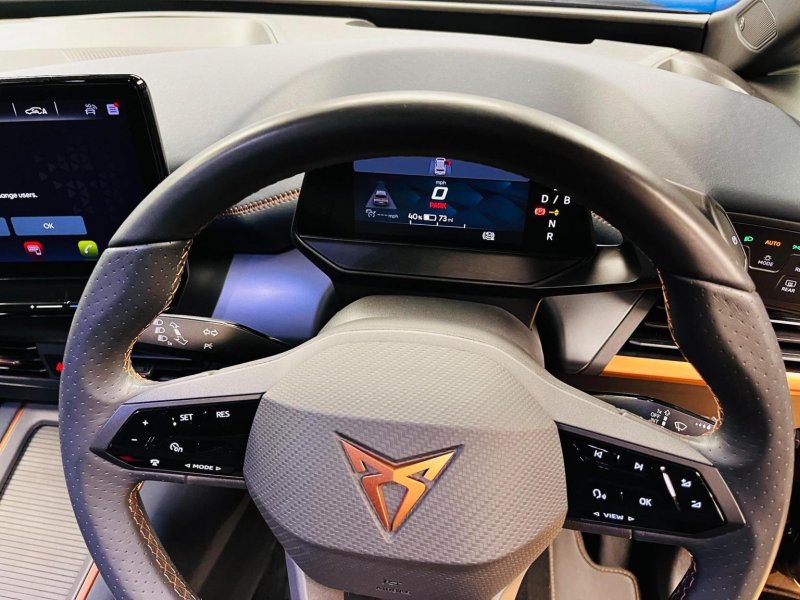 CUPRA BORN