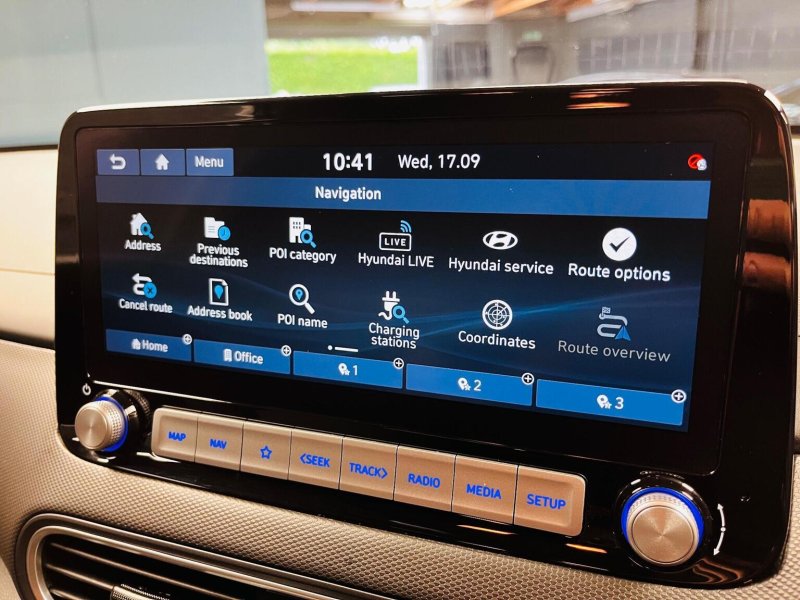 HYUNDAI KONA
